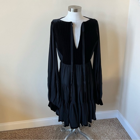 Chiara Boni Tie-Neck Puff-Sleeve Full Skirt Peasant Dress 17330 - Picture 3 of 9